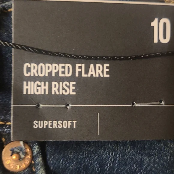 Jeans - Picture 3 of 3